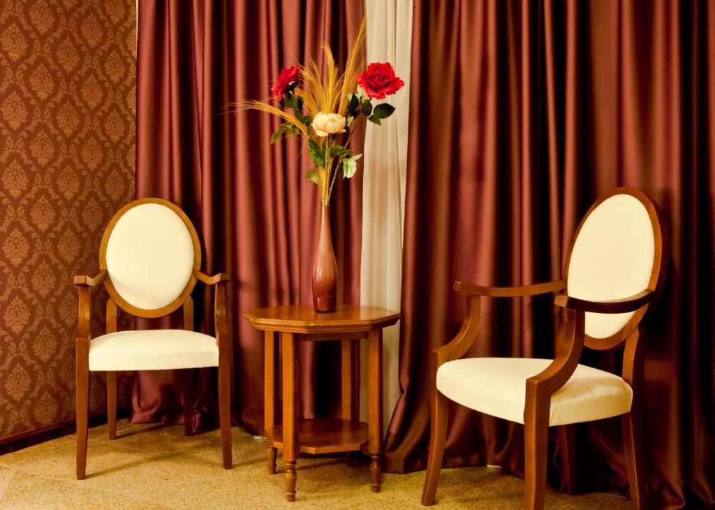 Dbh Bucharest Hotel Quarto foto